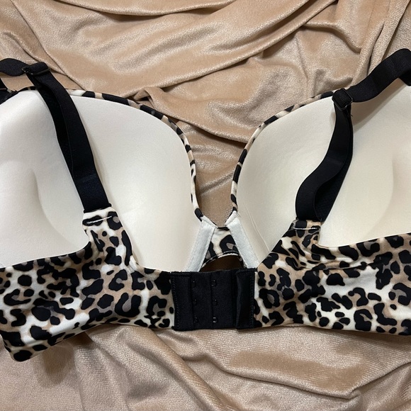 Leopard Print Bra - Picture 2 of 3